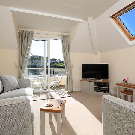 6 Chichester Court Hope Cove Exterior photo