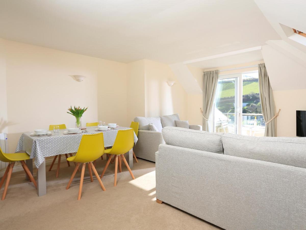 6 Chichester Court Hope Cove Exterior photo