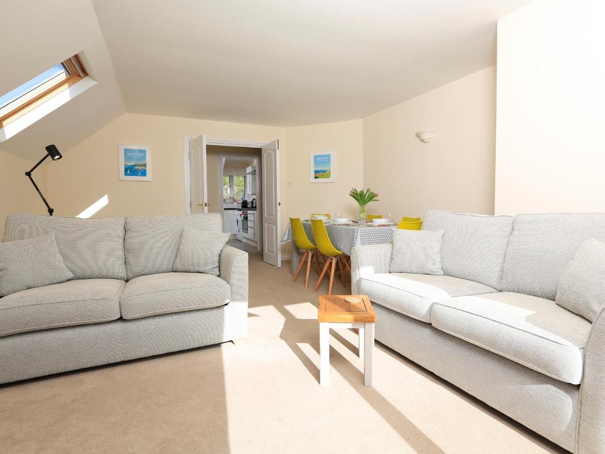 6 Chichester Court Hope Cove Exterior photo